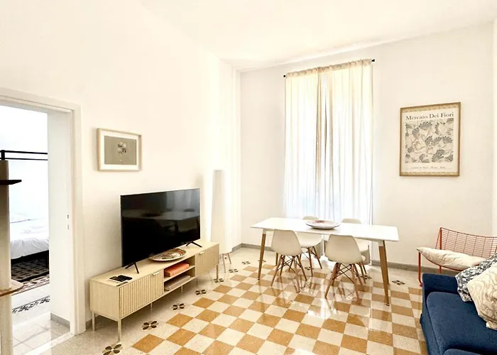 Domus Claudinae Apartment *